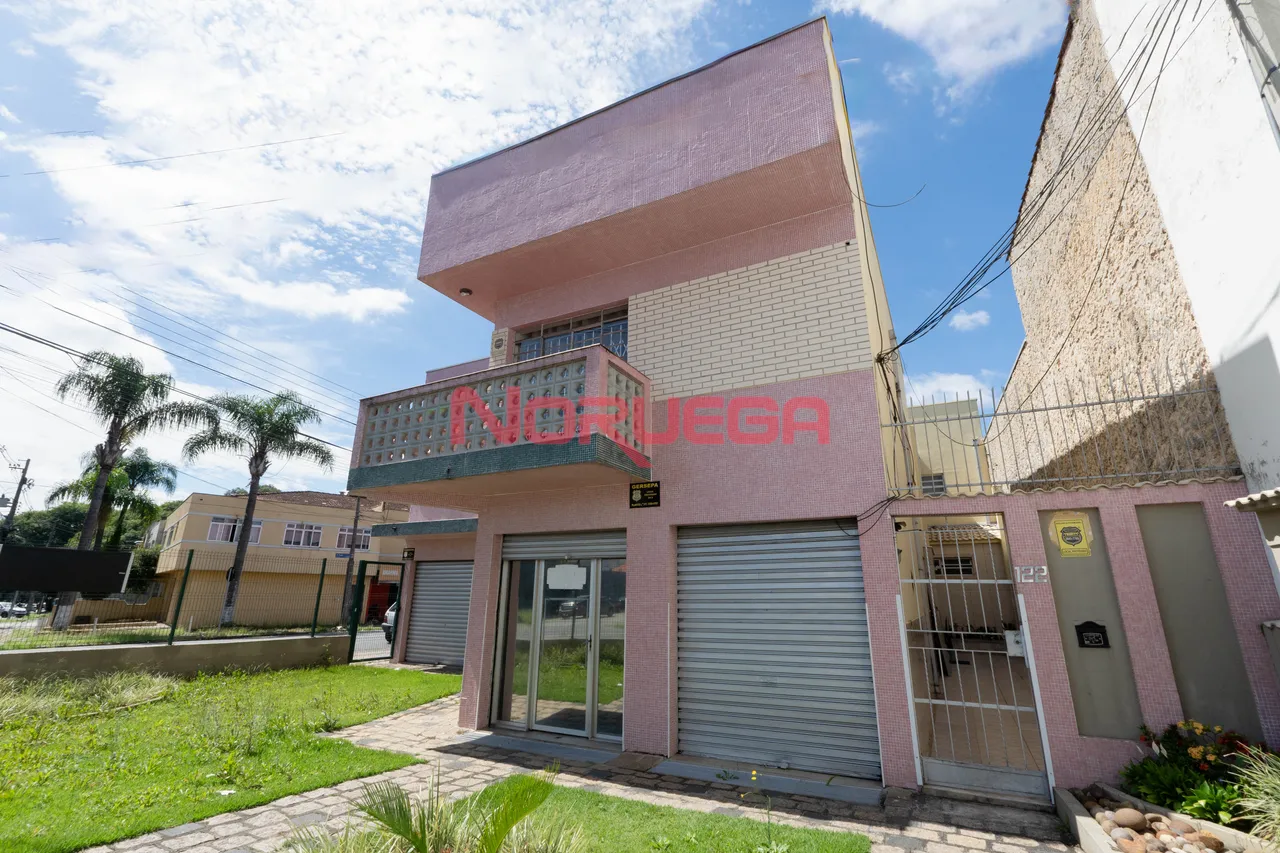 Salas Comerciais de Alto Padrão para Locação no Rebouças, Curitiba-PR: 3 salas, 2 banheiro