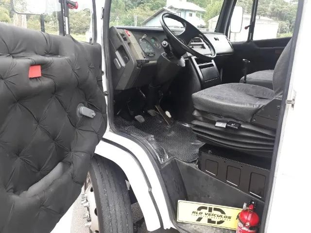 Mercedes-Benz 710 2012 Bau - Foto 5