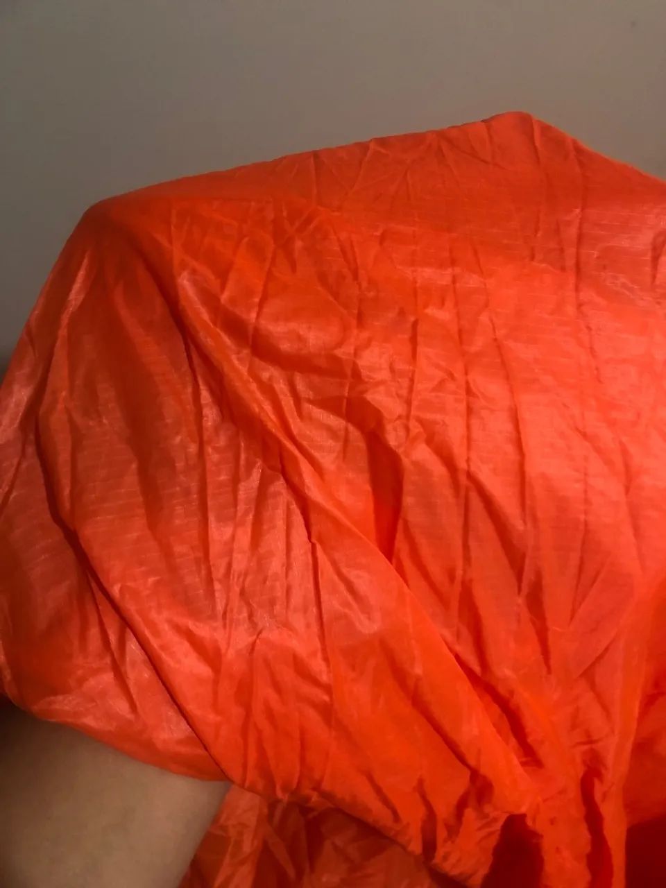 Paraquedas velame Laranja marca texto