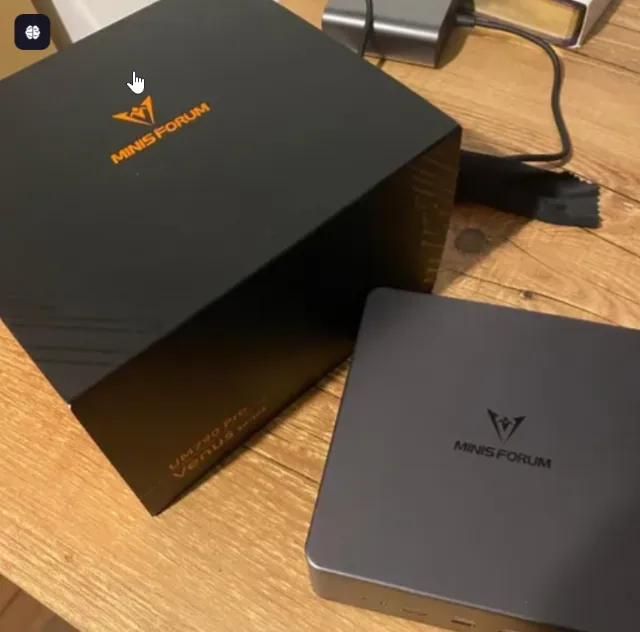 MINI PC MINISFORUMVenus Series Um790 Pro Ryzen 9 7940hs 32gb Ram, 1TB