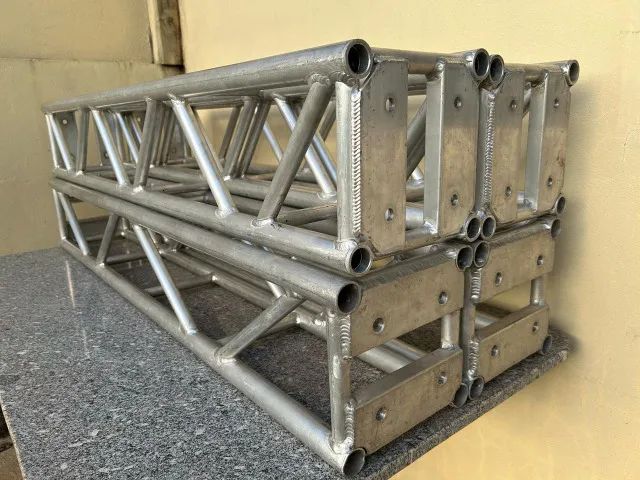 04 Peças de Treliça Box truss estrutura Q25 AL25 Aluminio Auratec 1,5 metros cada