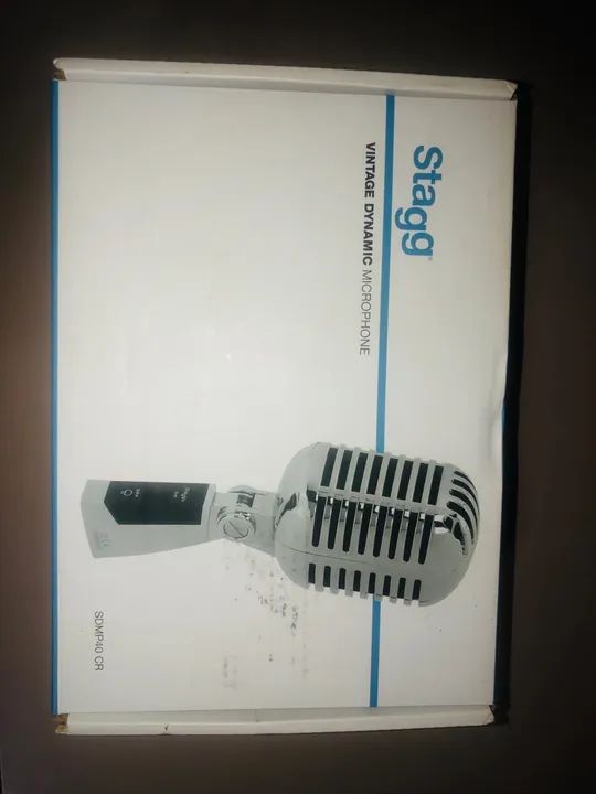 Microfone Dinâmico Vintage Stagg SOM140 CR