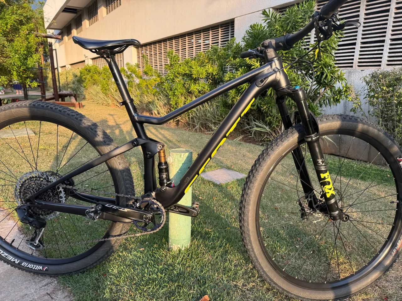 Bicicleta Scott Spark RC 900 Comp Full Suspension com upgrades