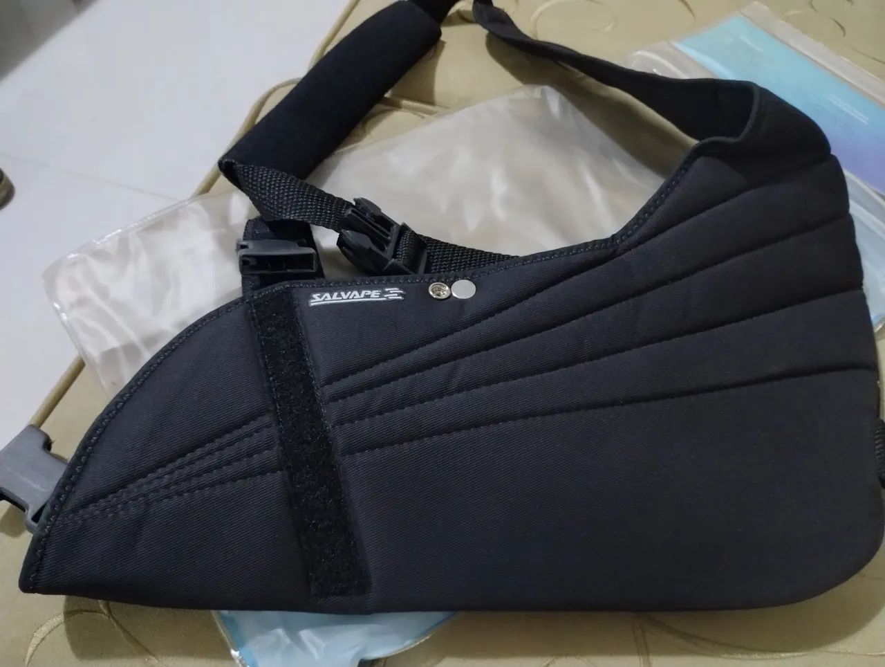 Suporte de braço para pós-operatório