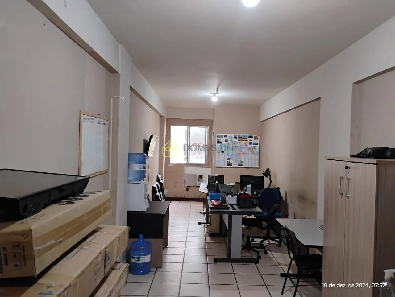 Sala à venda no Ed. Villa Lobos, Centro, Barra Mansa, RJ