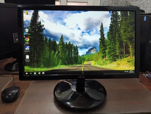 Torro monitor AOC 19 polegadas led saída VGA não tem HDMI em perfeito funcionamento não ac
