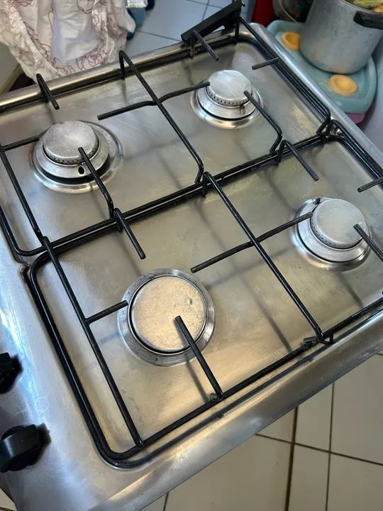 Fogão 4 bocas com forno - ótimo estado - Foto 3