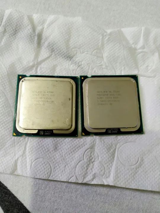 2 Processadores Duo core E5200  E7500