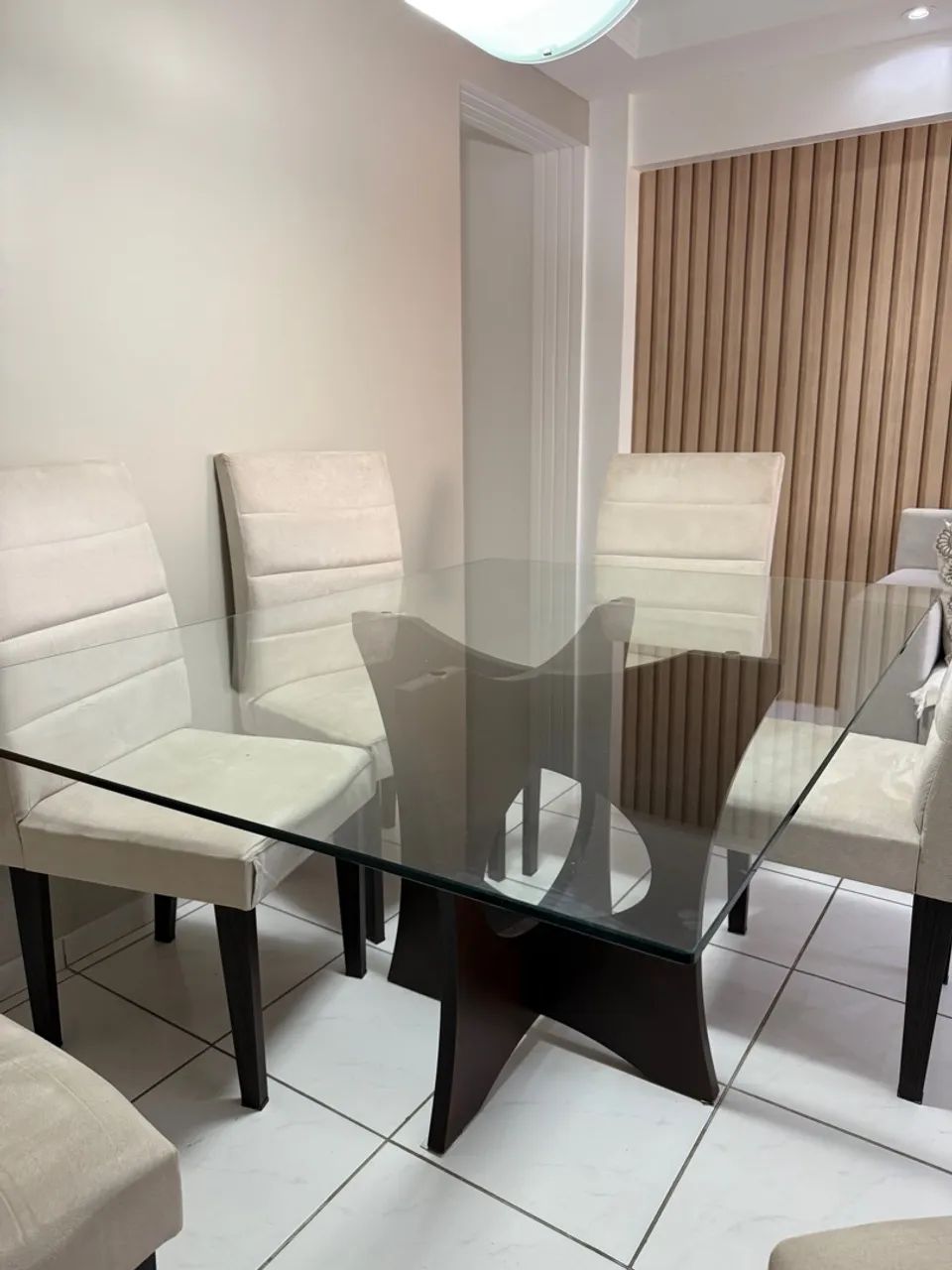 Mesa de Jantar de Vidro com 4 Cadeiras - Foto 2