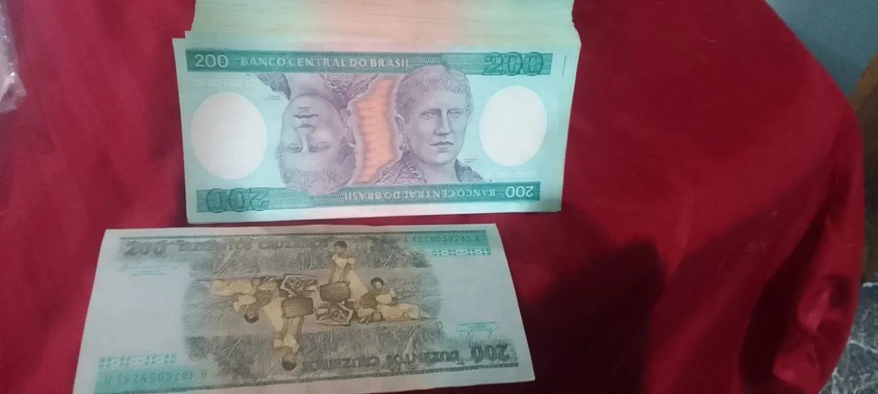 Lote de cédulas de Cruzeiros 
