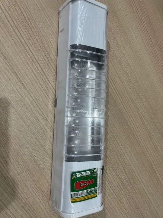 Capa Luminária Compacta Chapa Taschibra Cor Branco 110V/220V - Foto 2