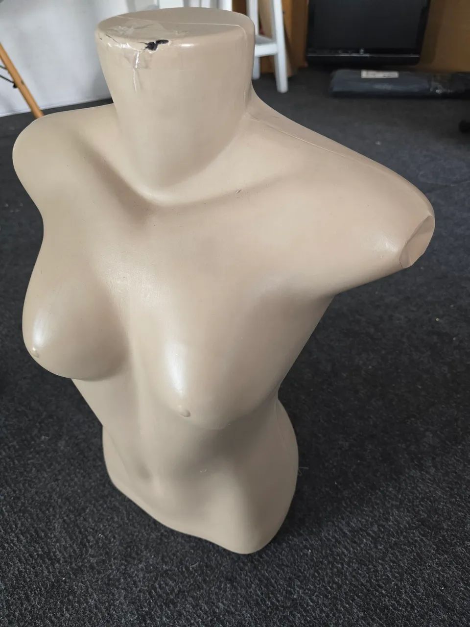 Busto de plástico  - Foto 2