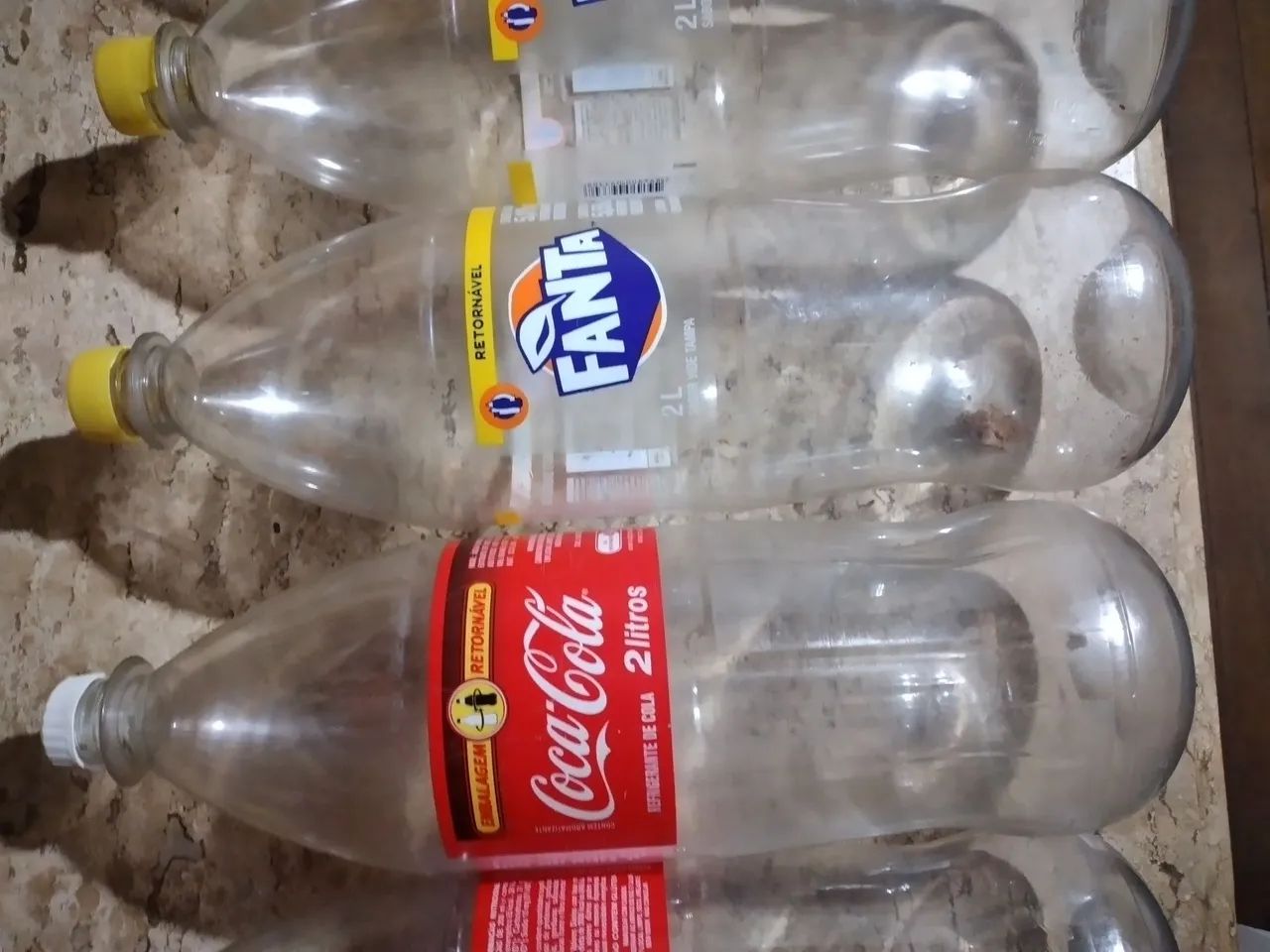 Lote com 6 garrafas Coca-cola 1° edição  - Foto 4