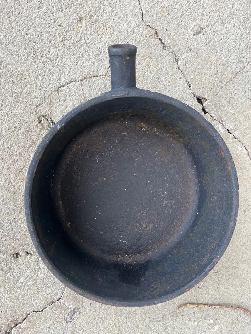 Panela de ferro antiga 3 litros . - Foto 3