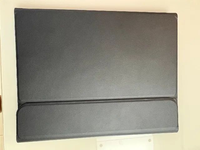 Capa com teclado p/ IPad 11 A16 - Foto 4