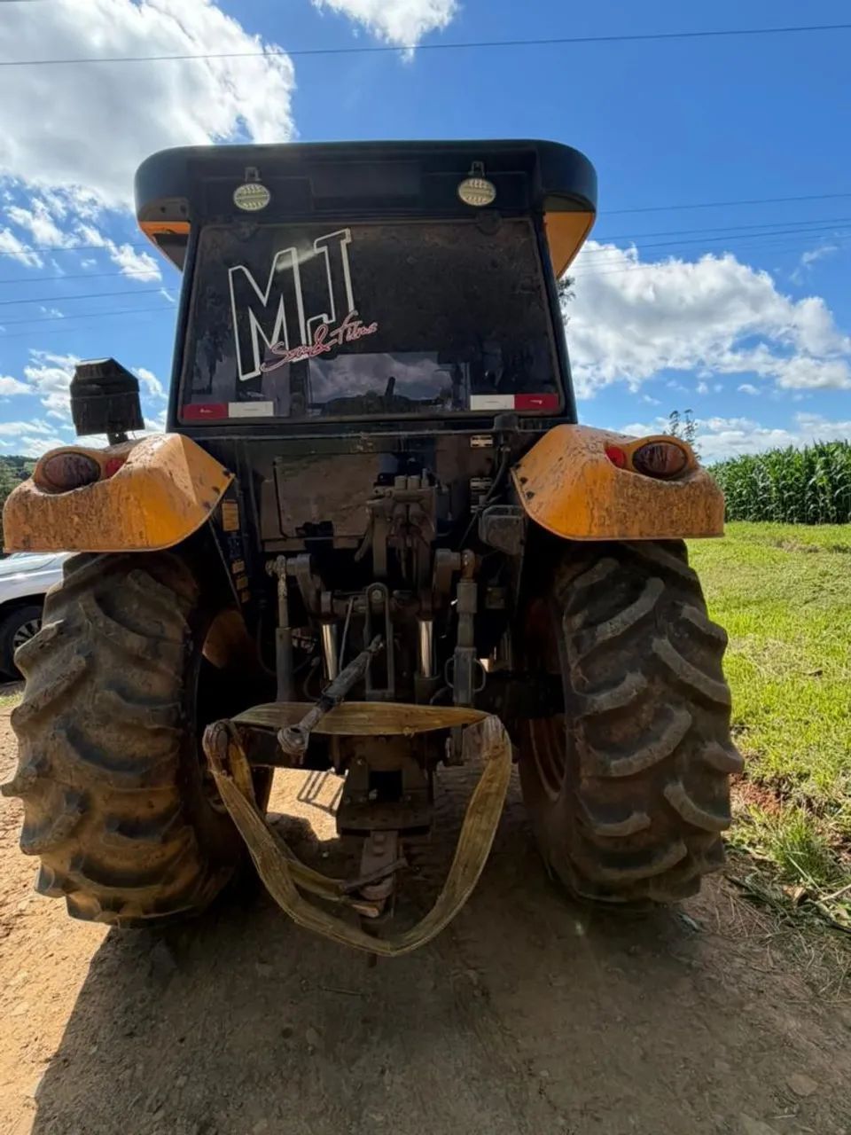 TRATOR VALTRA433925424855787523