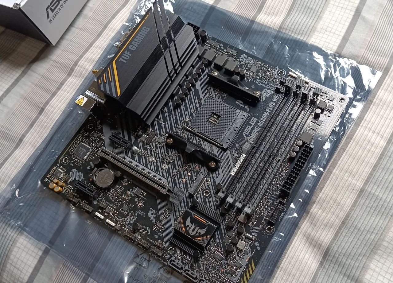 Placa-mãe ASUS TUF Gaming A520M-Plus WiFi | Completa | Caixa + Acessórios - Foto 5