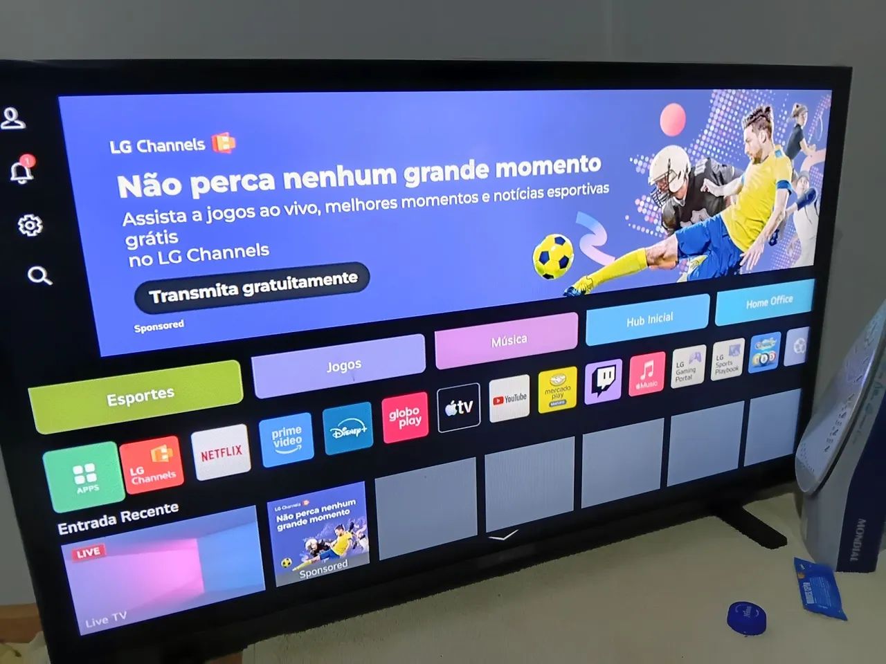 Tv LG muito bem conservada smart