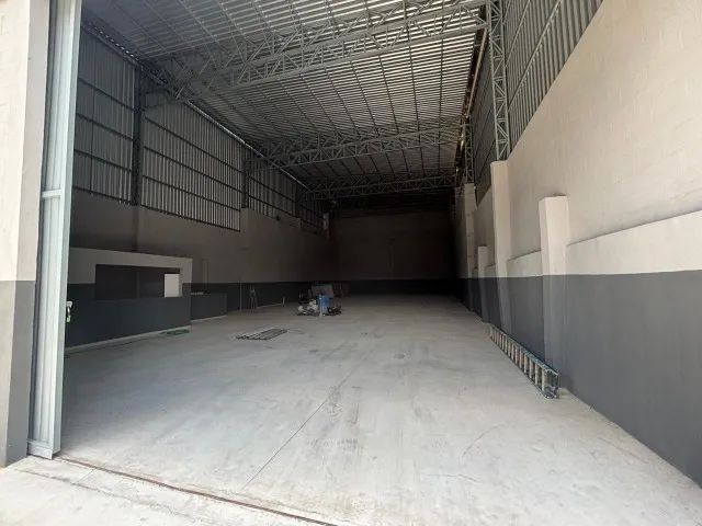 Alugo Galpão 460m², ótima oportunidade! - Foto 5