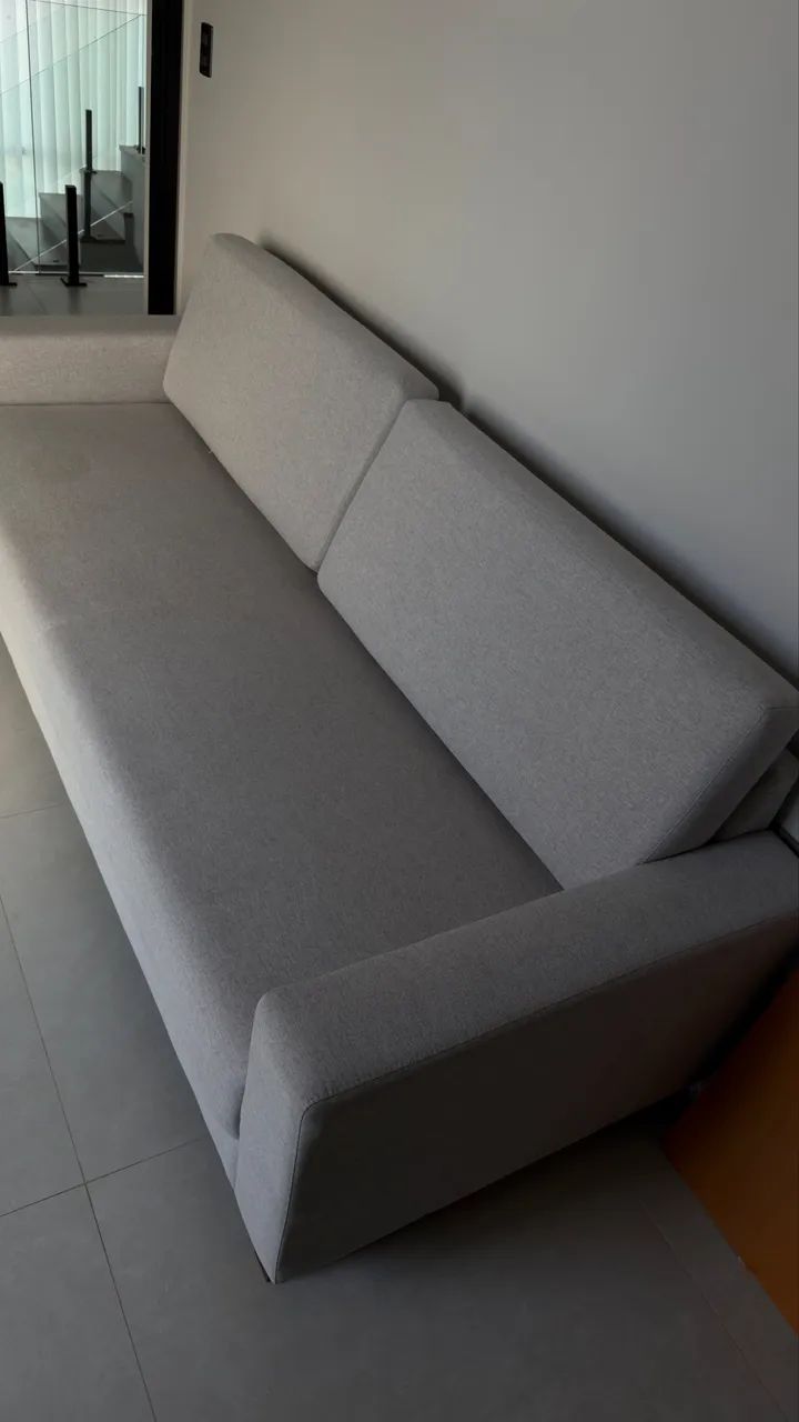 Sofá confortável 4 lugares cinza  - Foto 2