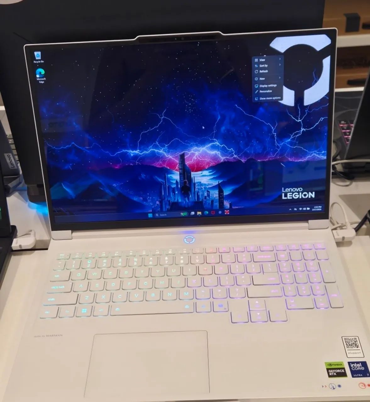 Notebook Lenovo Legion 7 Intel Core Ultra 7255HX  32GB ITB OLED, GeForce RTX5060 8GB,  - Foto 4