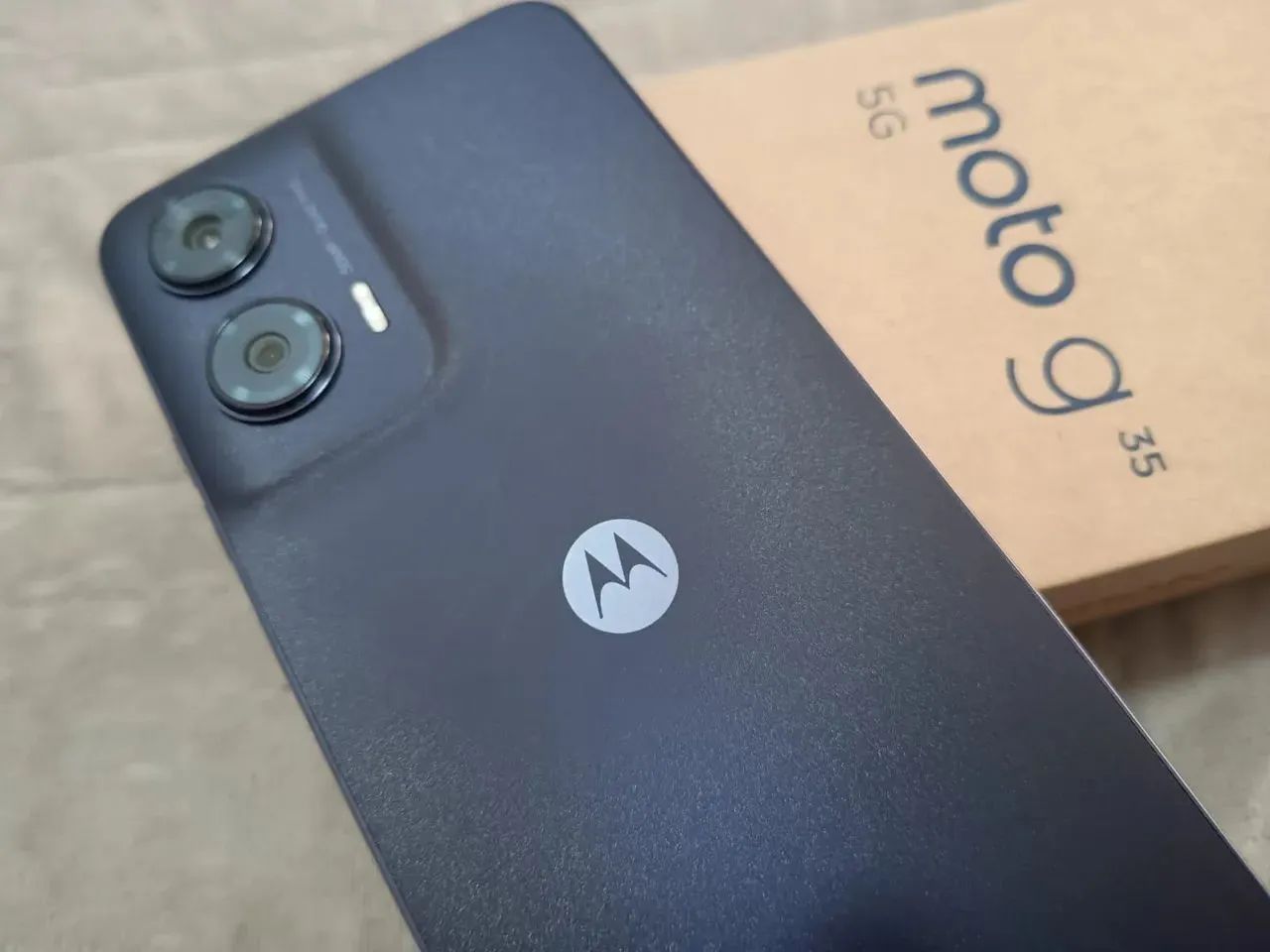 Motorolla Moto G35 5G.