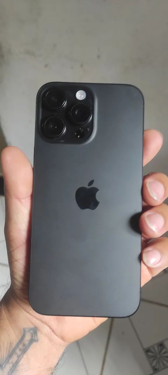 iPhone 16 pro max  - Foto 3