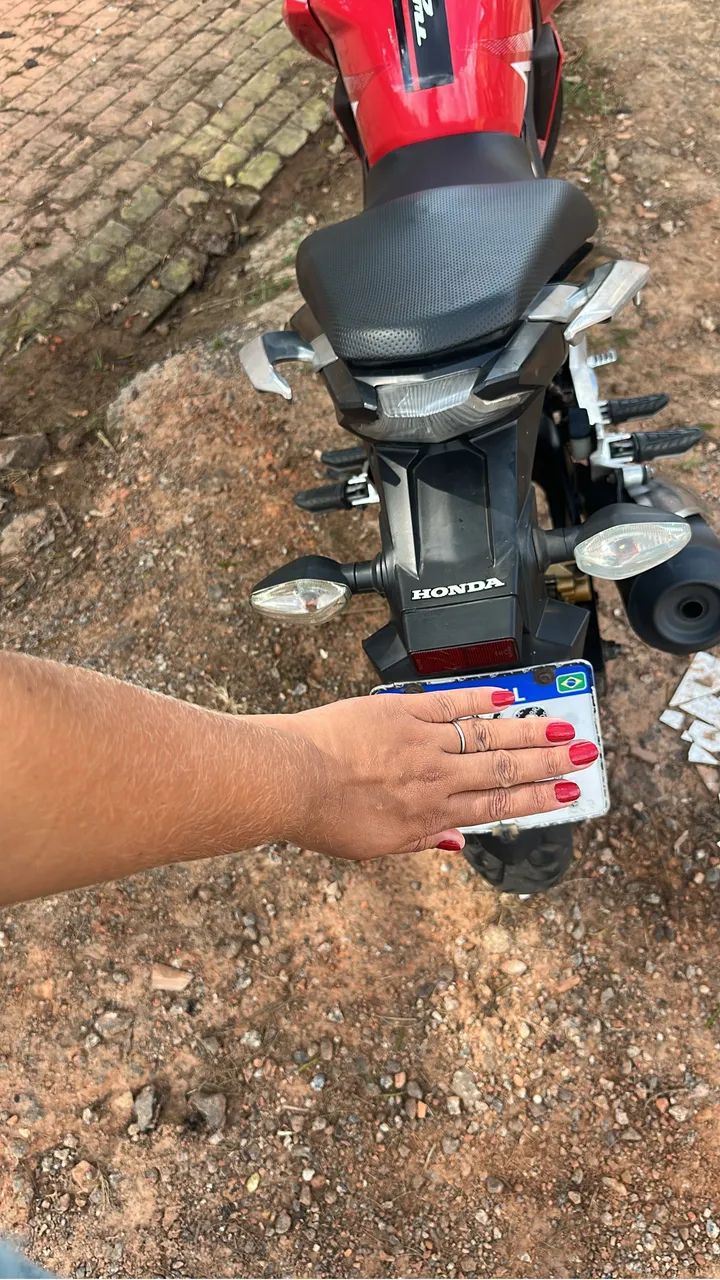 Vendo essa cb 250 F  - Foto 2