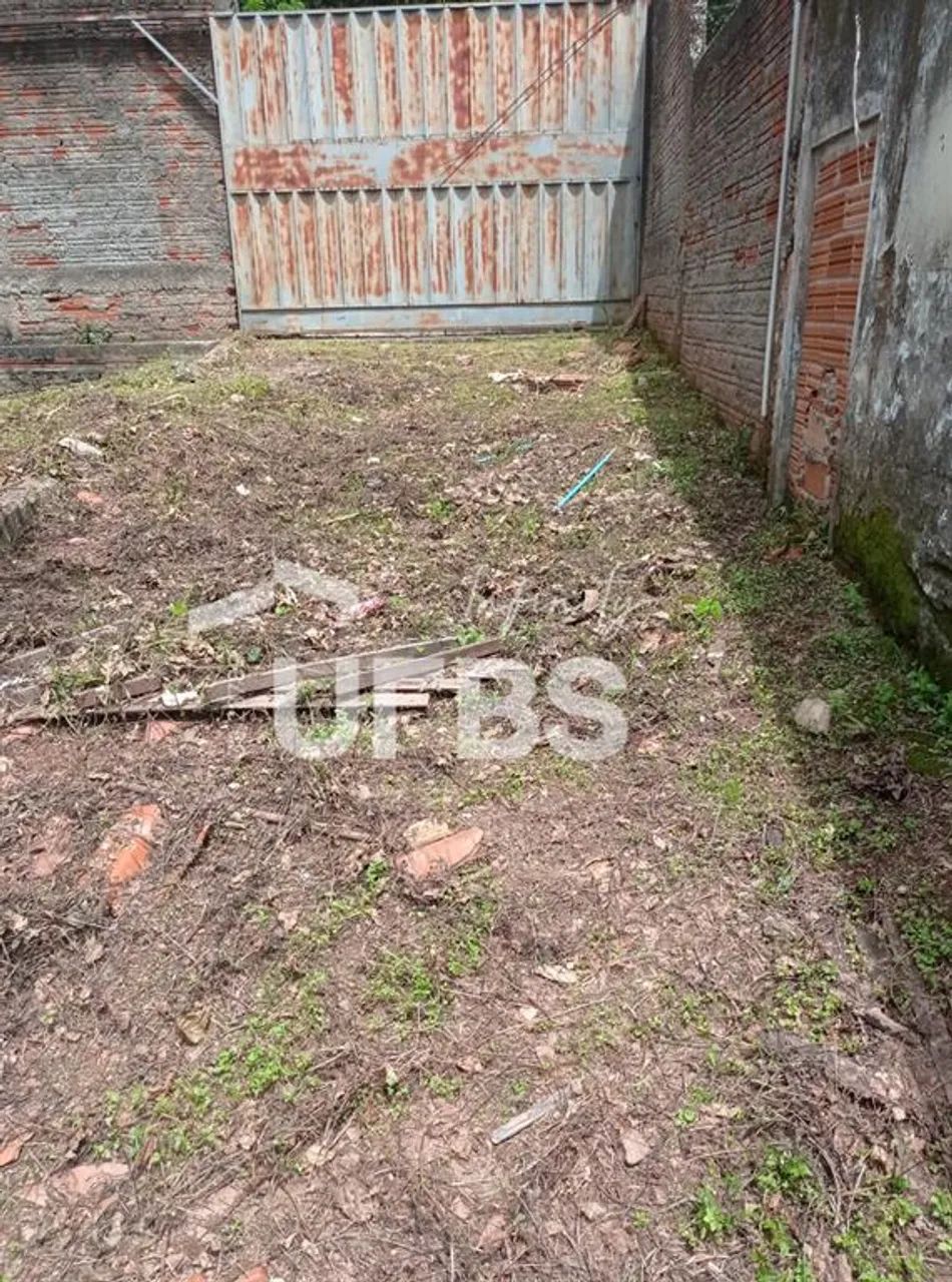 FUNDO CONFRONTANDO COM CORREGO AGUA BRANCA - Foto 4