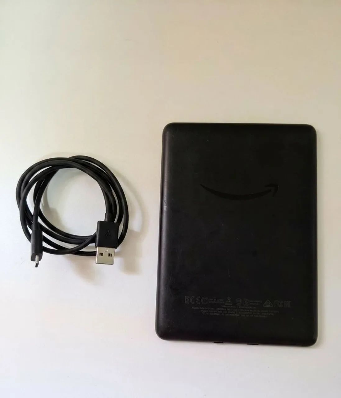 Kindle Amazon 10ª Geração Preto + Cabo USB - Perfeito Estado! - Foto 3
