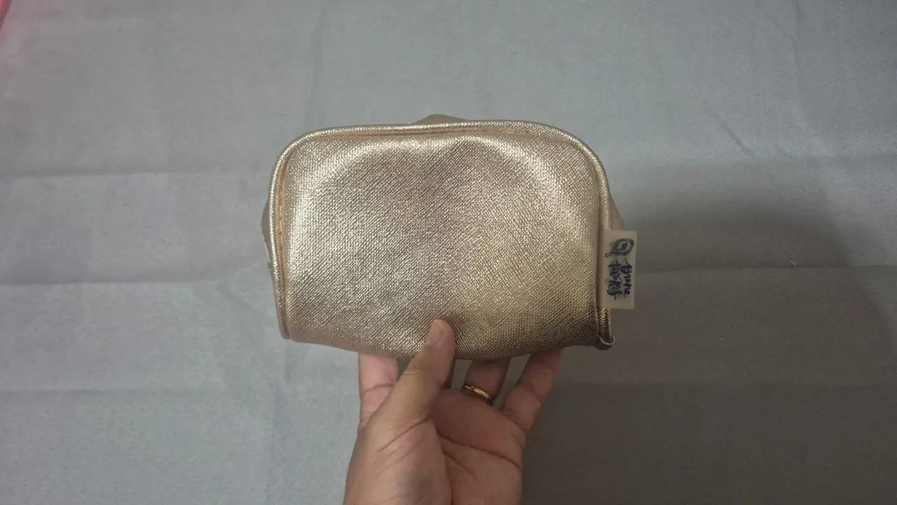 Vendo necesserie dourada pequena - Foto 3
