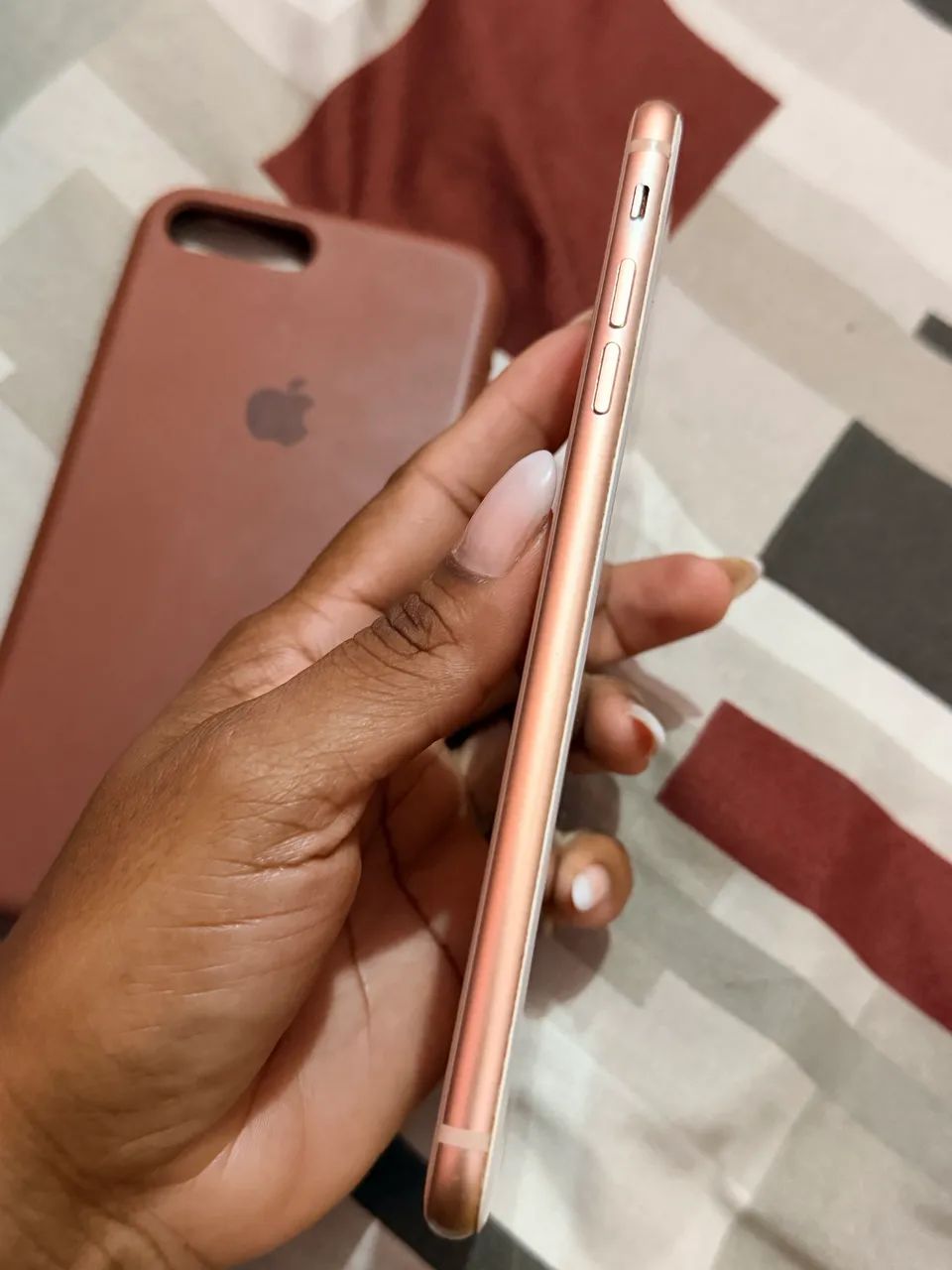 iPhone 8 Plus / única dona, aparelho  em perfeito estado  - Foto 2