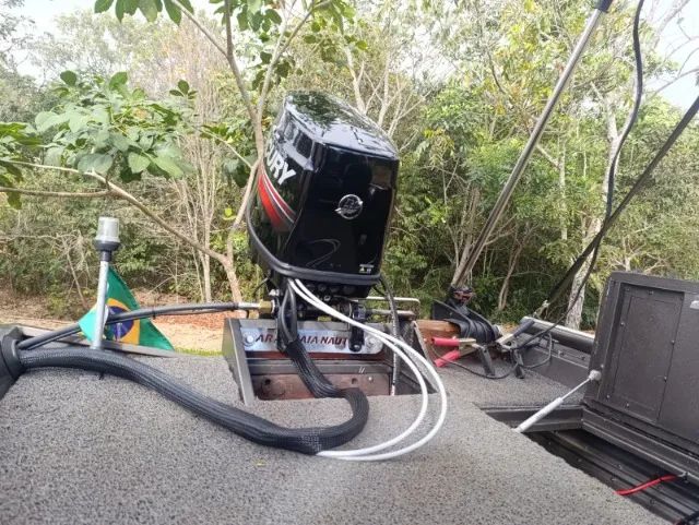 EMBARCAÇÃO 6 METROS + MOTOR MERCURY 50HP ELPTO - Foto 15