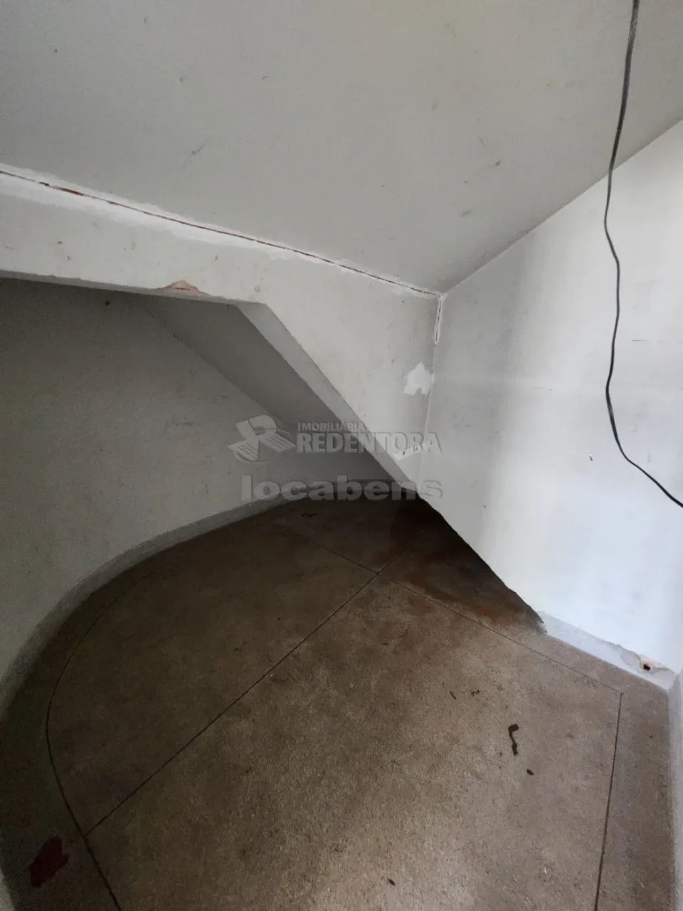 Ótimo Salão Comercial no Centro com 3,5metros de pé direito - Foto 3