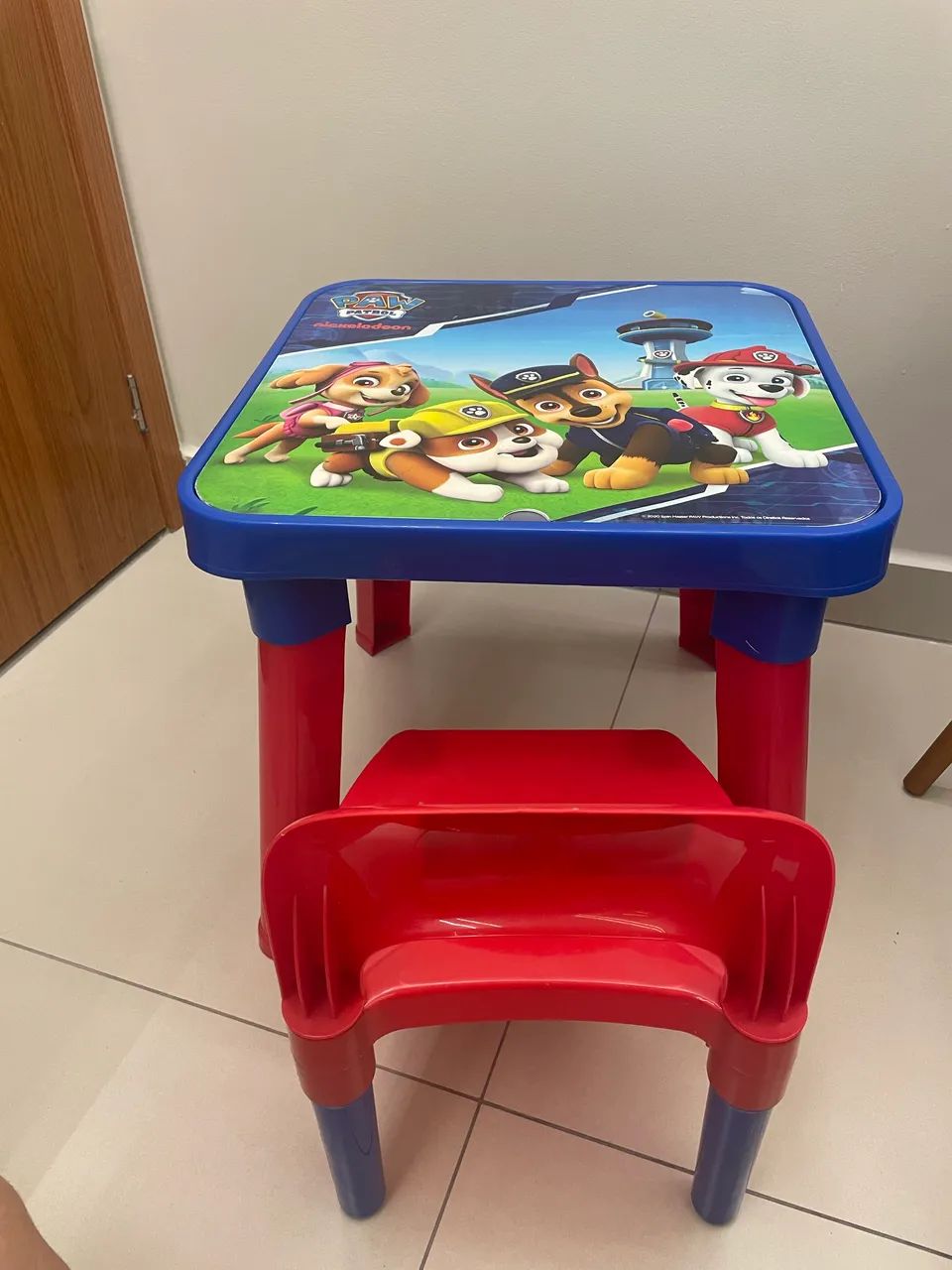 Cadeira e mesa infantil - Foto 4