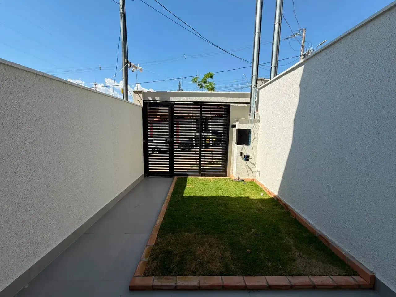 Casa Duplex com 2 quartos sendo 2 suítes 3 banheiros 1 vaga - Foto 2