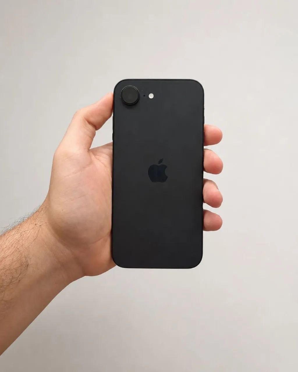 Iphone 17 e 256gb - Preto 