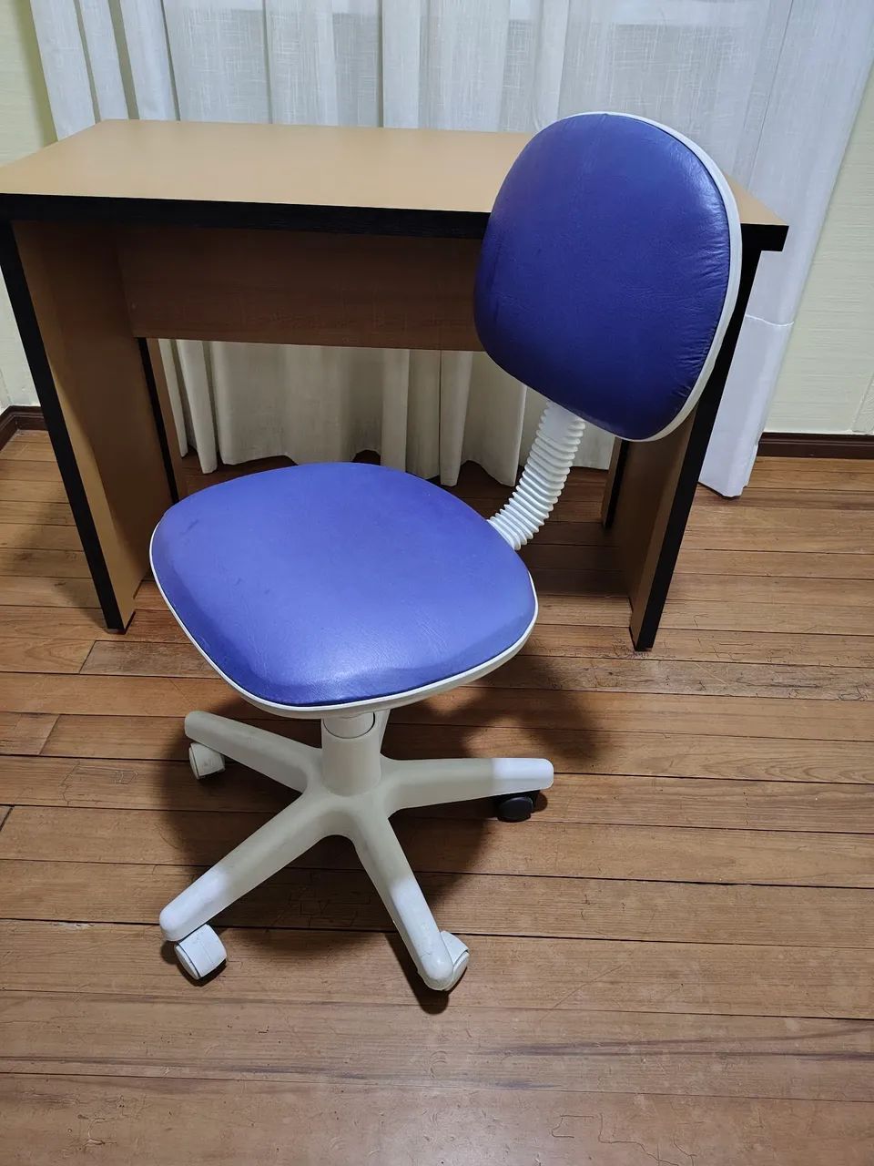 Vendo uma mesa para escritório  - Foto 3