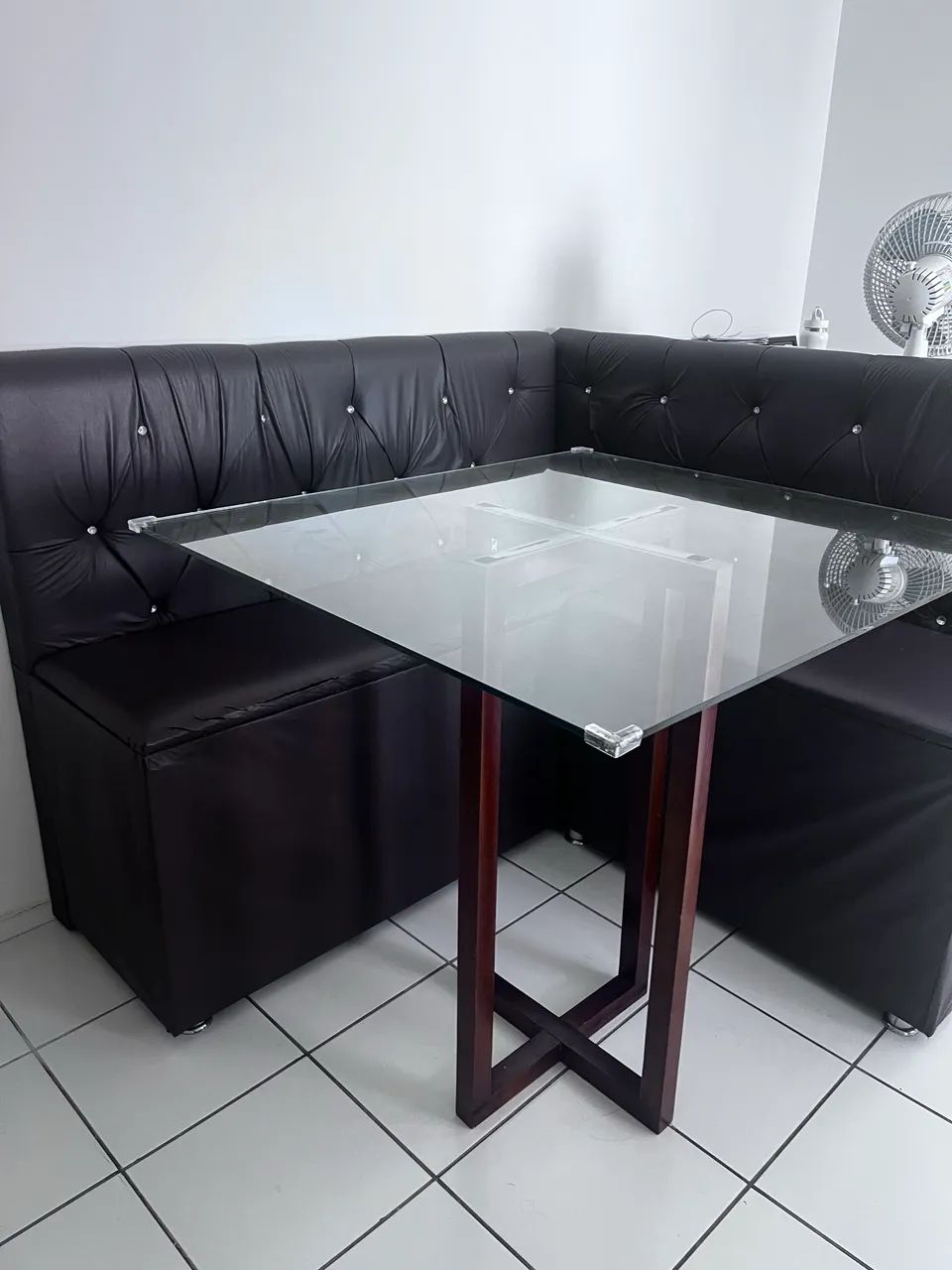 Canto alemão baú com mesa de vidro  - Foto 4