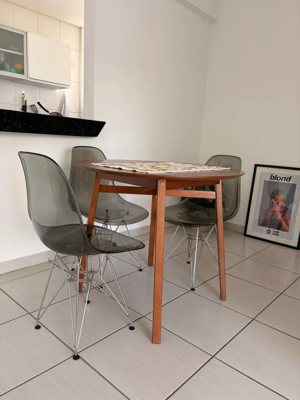 3 Cadeiras estilo mid century/ Eiffel por Eames  - Foto 4