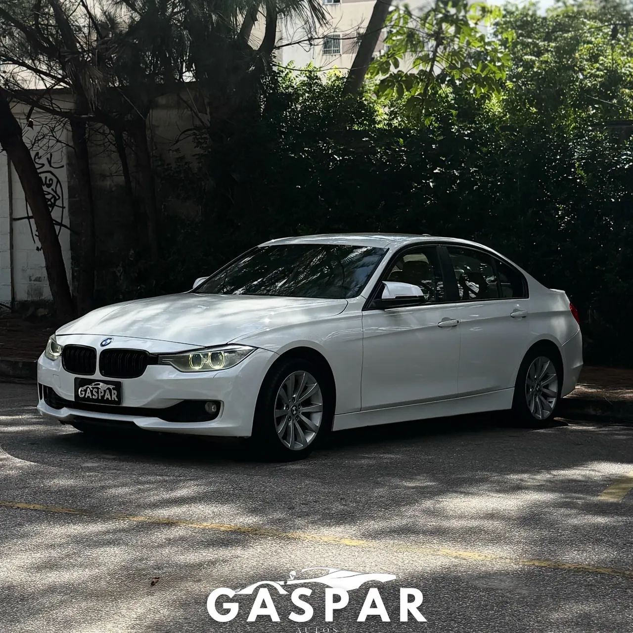 BMW 320I 2014