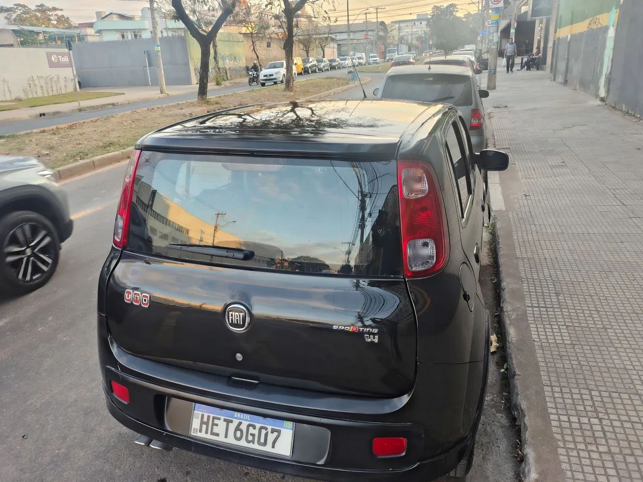 Fiat Uno Sporting 1.4 EVO Fire Flex 8V 4P 2012 - Foto 4
