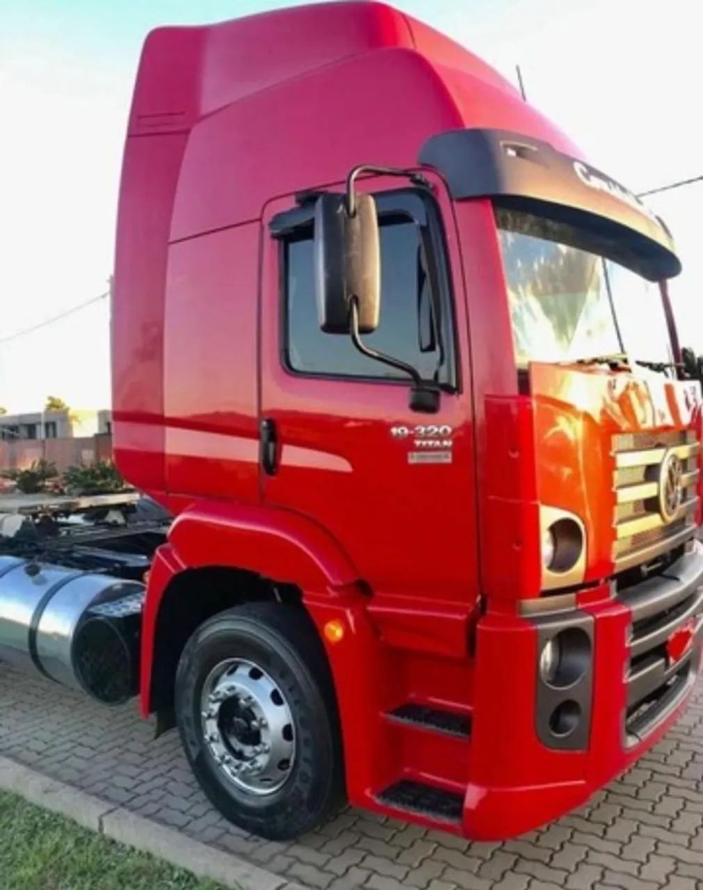 VW Constellation 19-320 (4x2) 2010