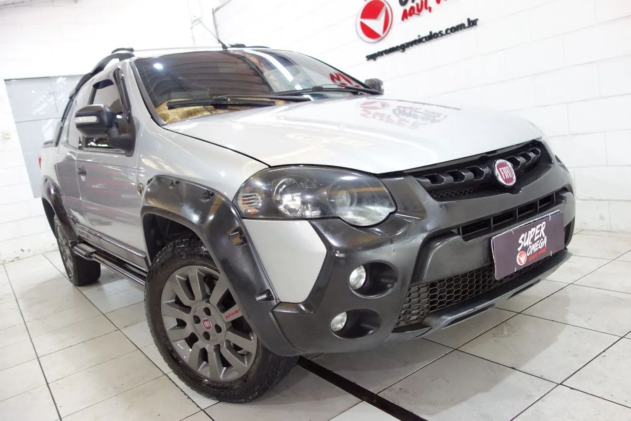 Fiat Strada Adv.ext. 1.8 Locker Dual. Flex CD 2016 - Foto 2