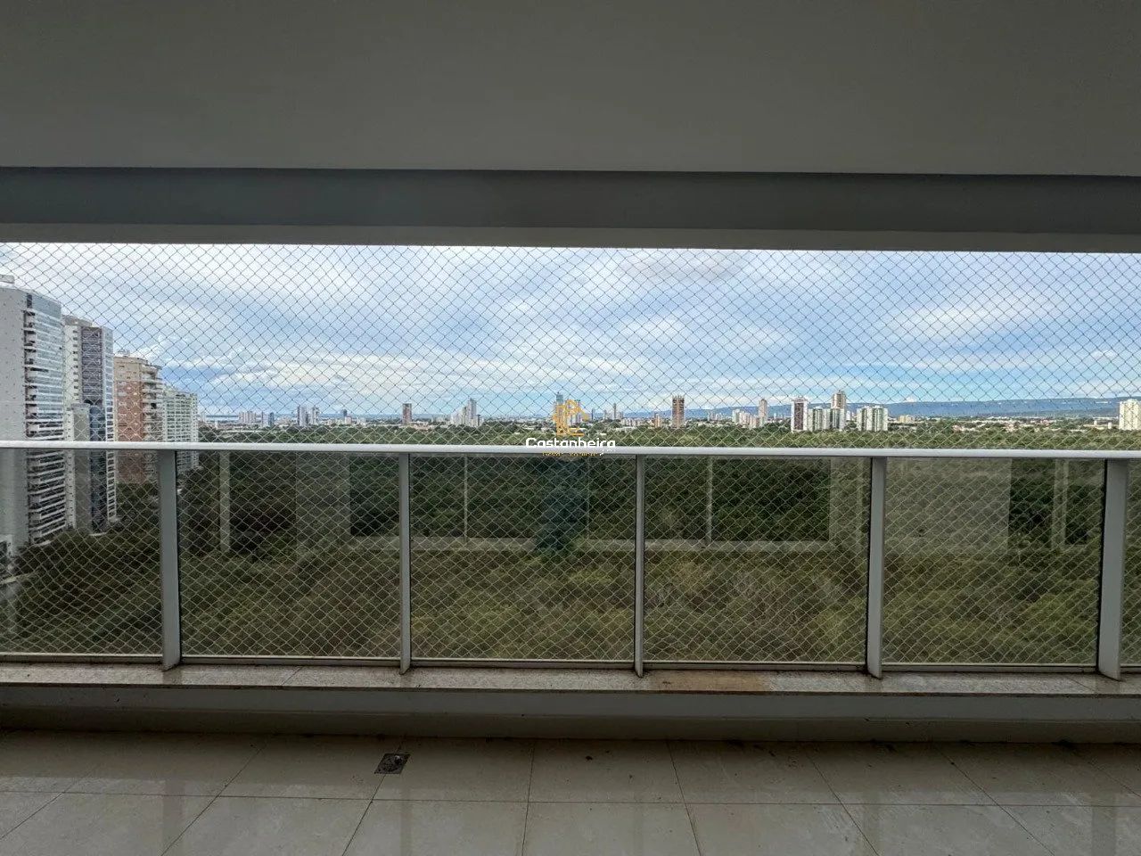 Apartamento Semi-Mobiliado e Acesso Privativo - 04 Quartos sendo 01 Suíte Master com Chuve - Foto 4