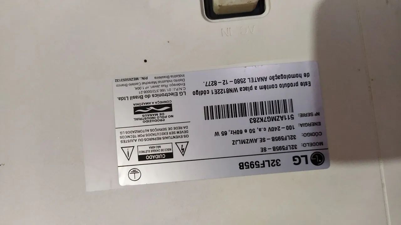 Smart TV LG 32 polegadas funcionando normalmente  - Foto 3