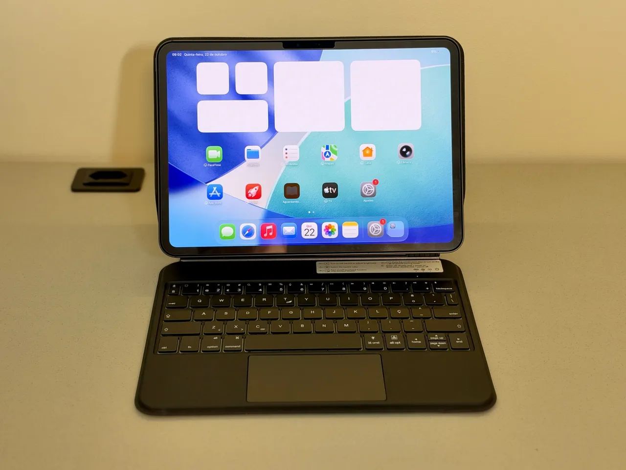 iPad Pro 11 Polegadas M4 256GB Preto - Wi-Fi - Seminovo
