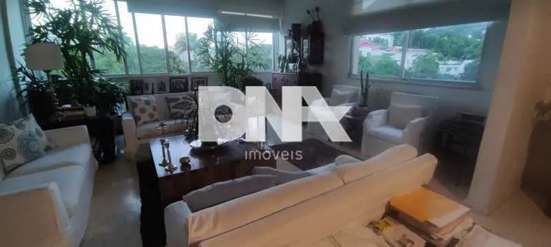 Apartamento : / Residencial / Gávea