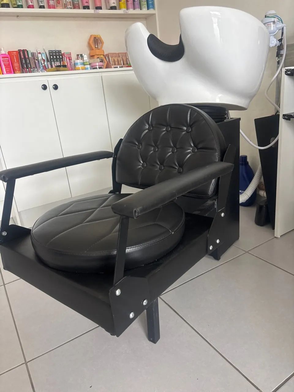 Lavatório Ônix - Cuba de Porcelana - Cor: Preto - Foto 3
