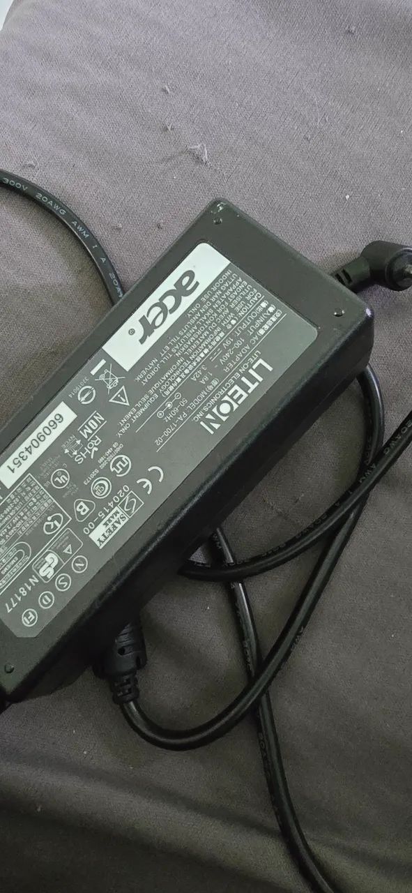 Fonte ponta fina notebook acer ou samsung 